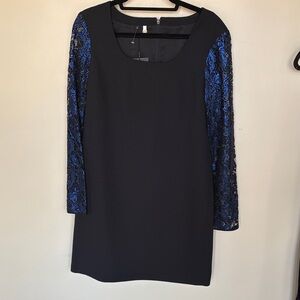 4 Collective Elegant Black and Blue Lace Sleeve Dress